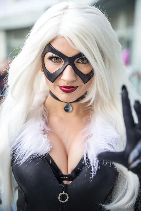 Beautiful catwoman cosplay