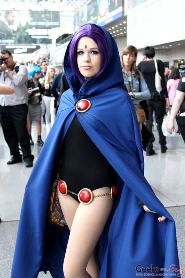 Raven cosplay