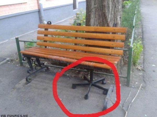 I dont think the bench is movable though