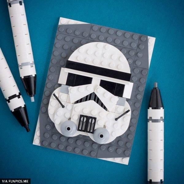 stormtrooper-lego-portrait
