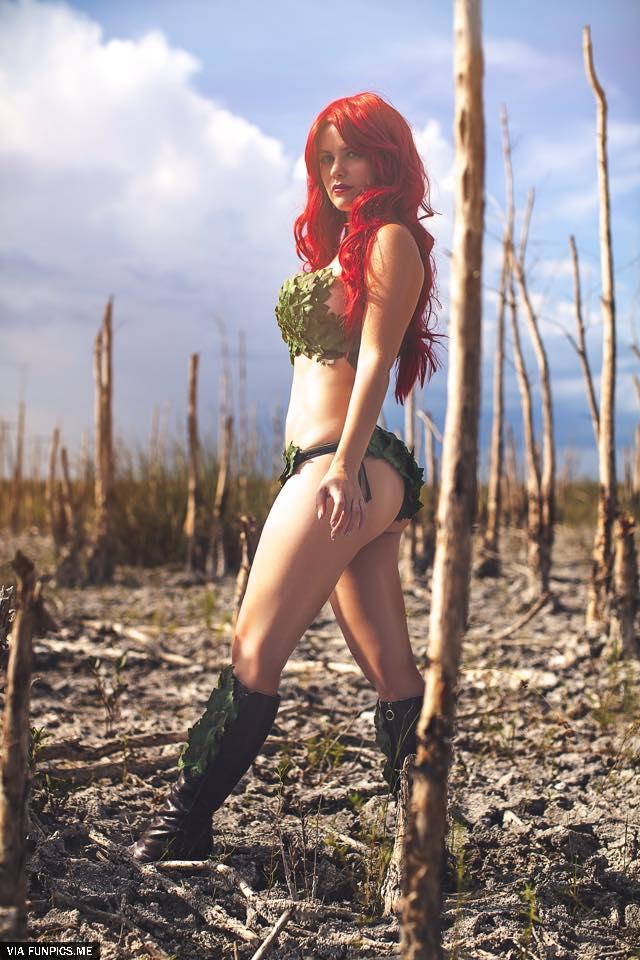 Poison Ivy cosplay 2