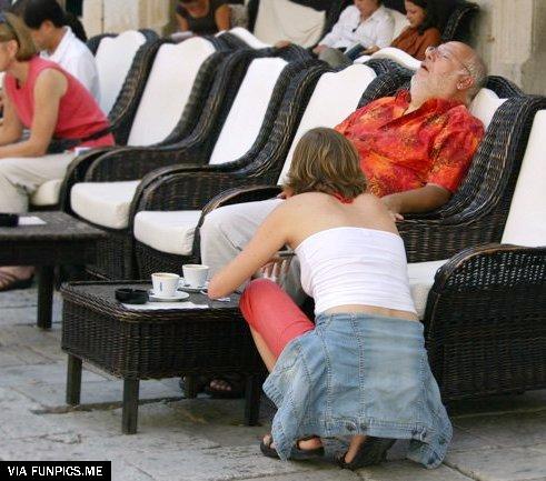 Naughty picture taken at the right moment
