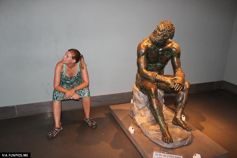 people imitate statues so well 15