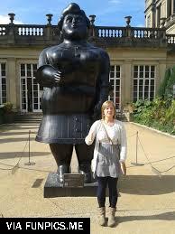 people imitate statues so well 9
