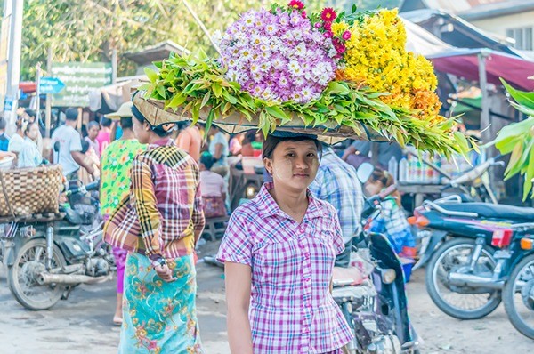 carry-on-your-head-1