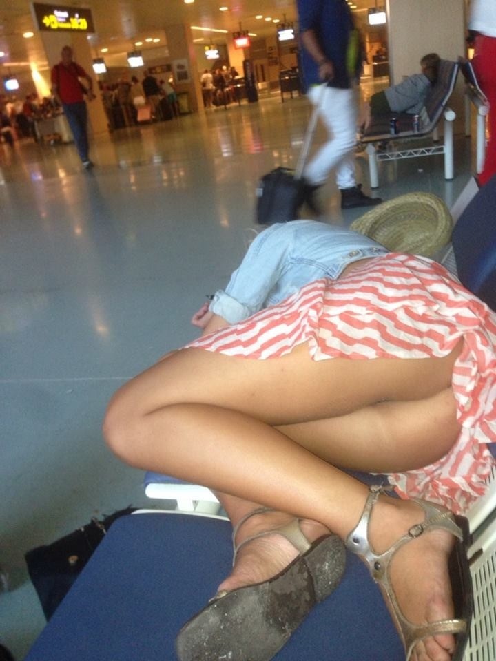 If you liked "31 embarassing positions people fell asleep in publi...