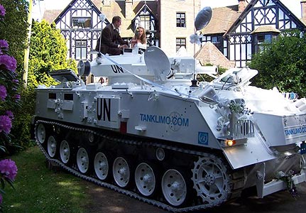 unusual-wedding-day-transports-12