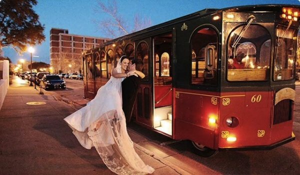 unusual-wedding-day-transports-24