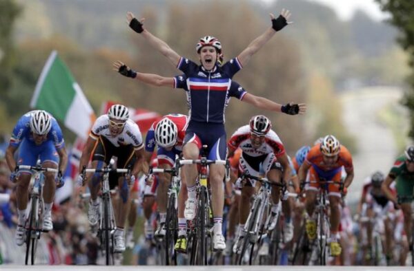 Funny cycling winning moment caught on camera