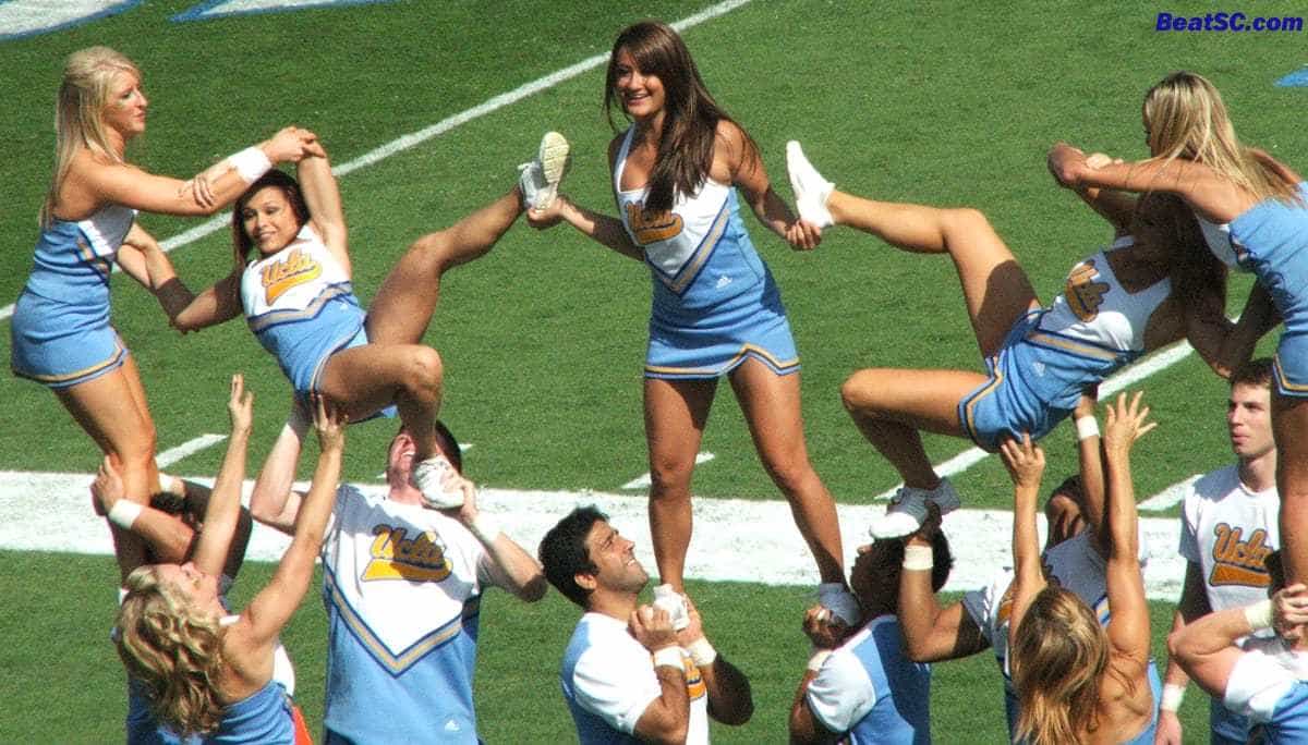 Retro Cheer Fail These cheerleader fail pics will make you love cheerleaders more