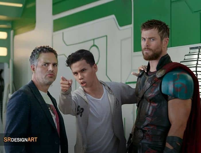 Photoshop guru showing Thor the way