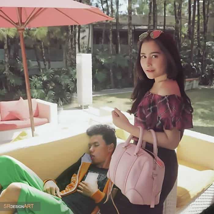 Photoshop guru asleep