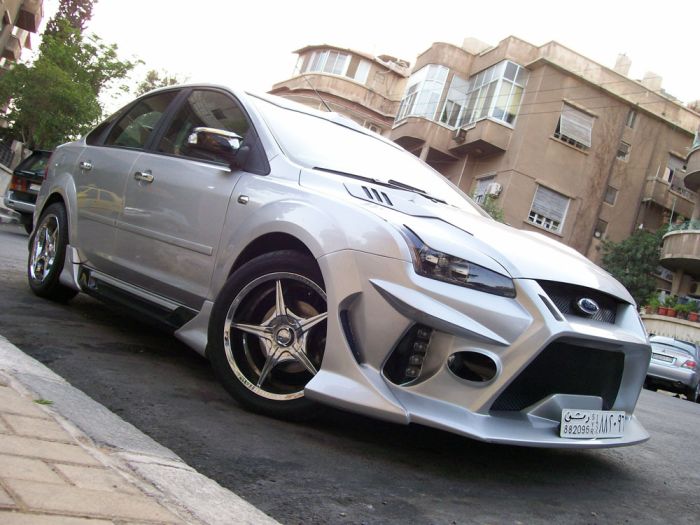 ford_focus_02