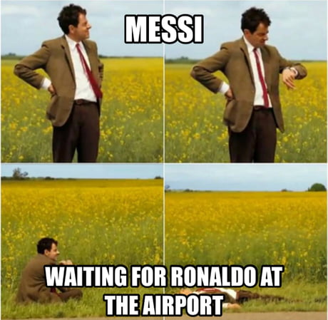 Messi waiting at the airport